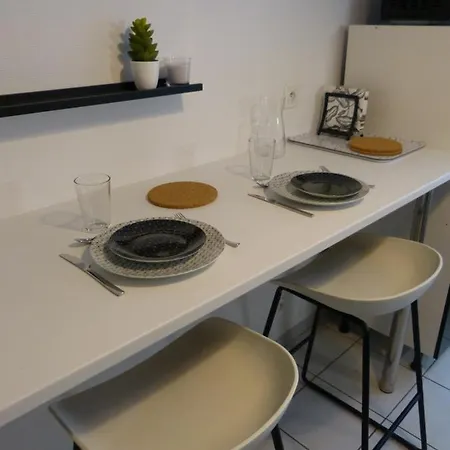 1 Centre Avec Netflix Et Wifi *